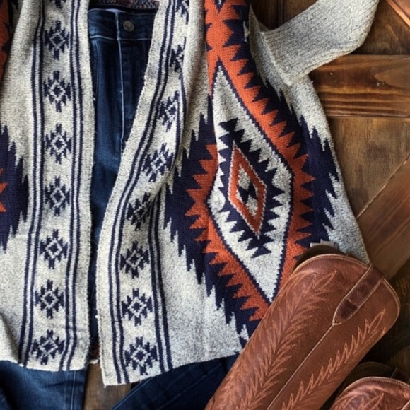 New Aztec Print Knit Cardigan Long Cozy Winter Sweater - Picture 4 of 5